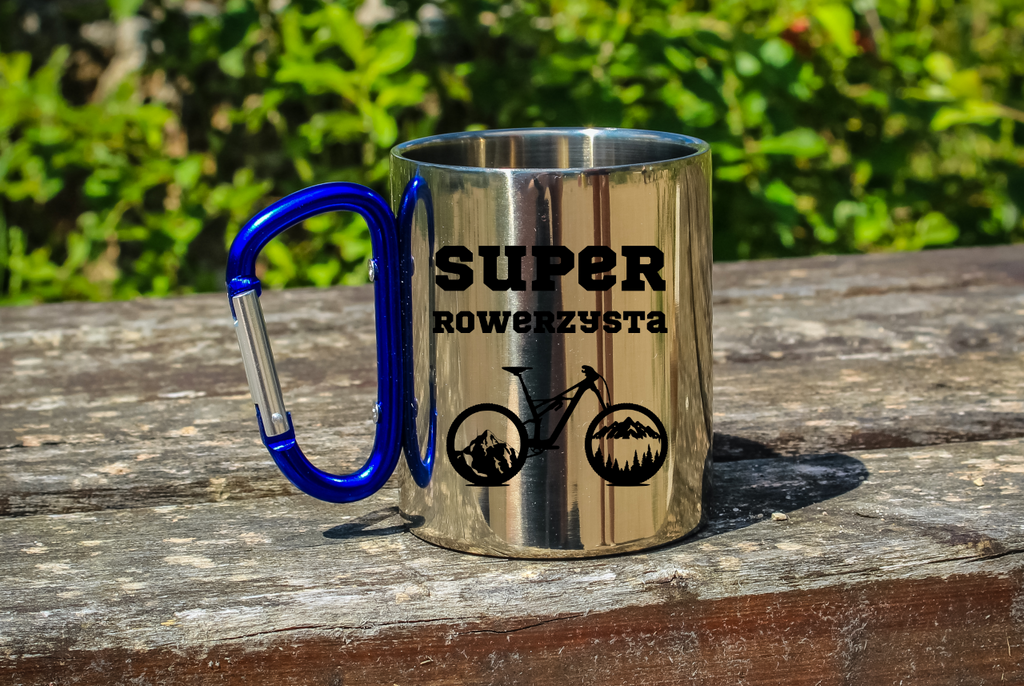 Kubek z niebieskim karabińczykiem, nadruk "Super Rowerzysta" – dla rowerzysty #8