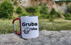 Kubek biały z czerwonym karabińczykiem i nadrukiem "Gruba ryba" – wędkarstwo #12