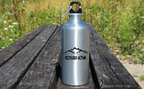 Bidon srebrny 500 ml z grafiką „Przygoda wzywa” – przygody, podróże #7