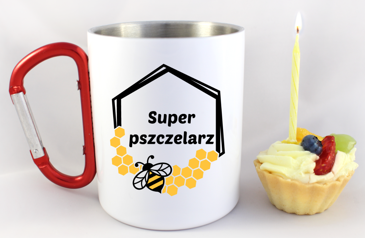 Kubek biały z czerwonym karabińczykiem i nadrukiem „Super pszczelarz” – pszczelarstwo #11