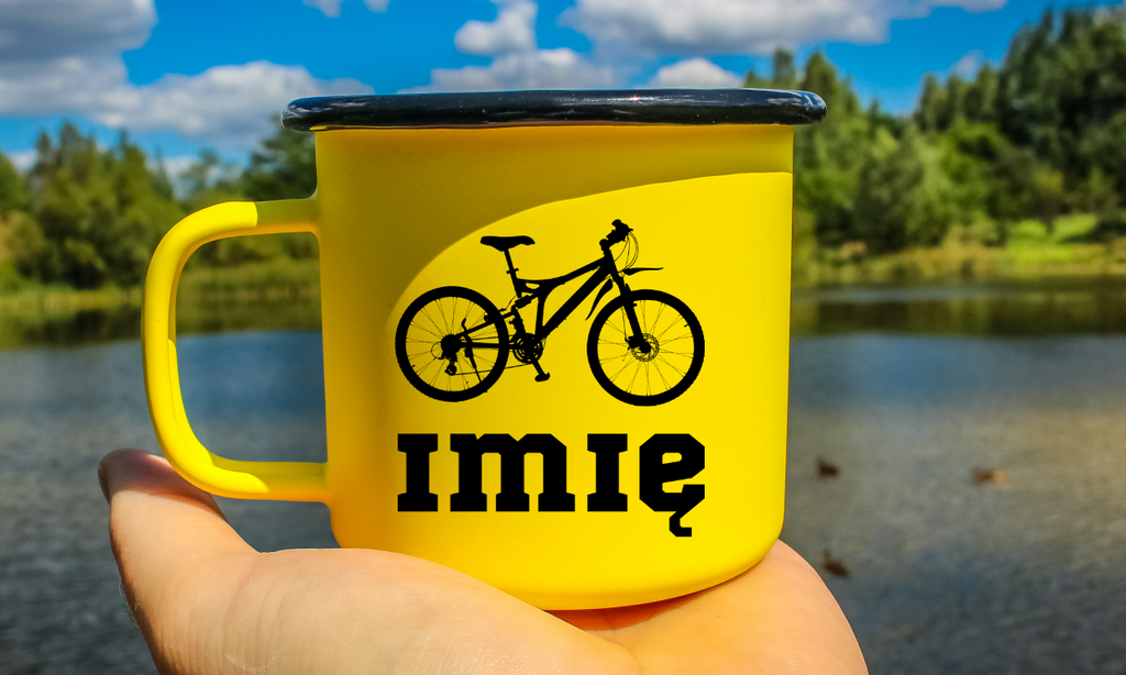 Kubek emaliowany żółty z nadrukiem roweru i imieniem do wyboru – dla rowerzystów #4