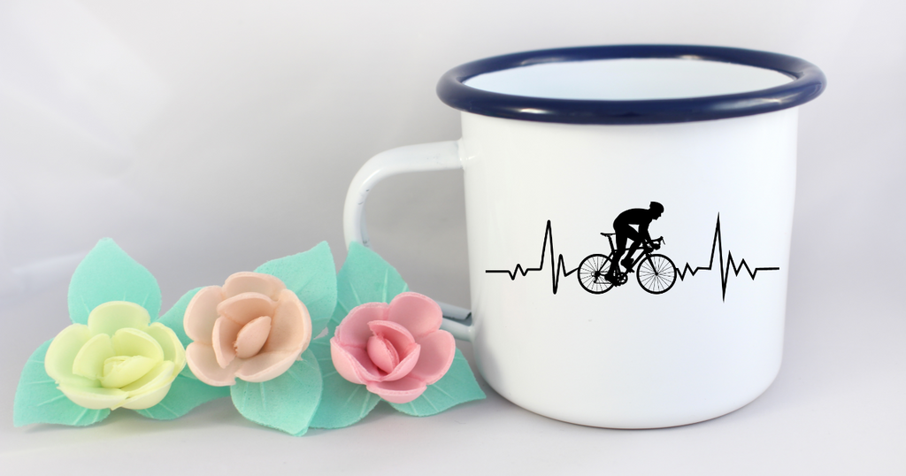 Kubek emaliowany biały z grafiką „Rowerowe EKG” – dla rowerzysty #10