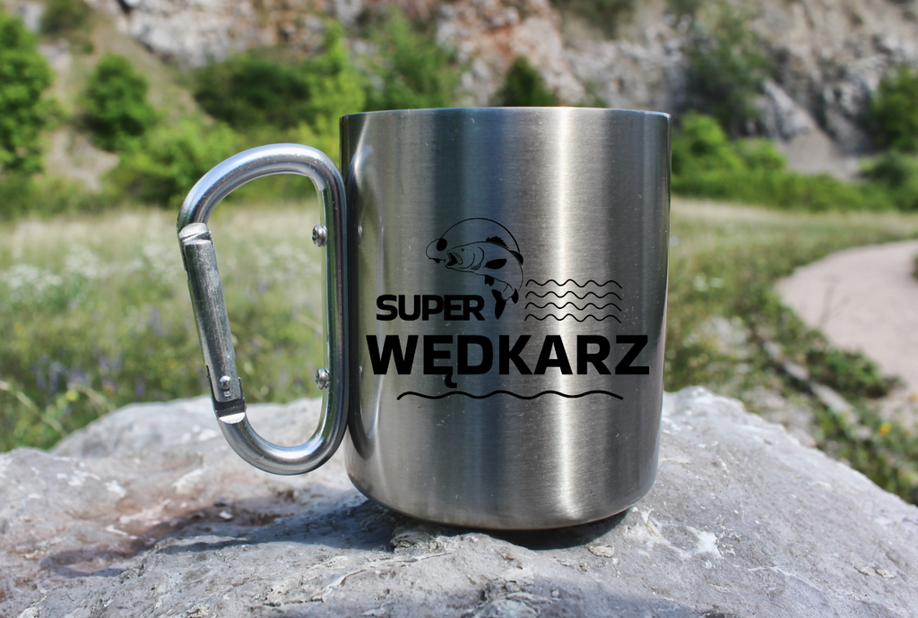 Kubek ze srebrnym karabińczykiem i nadrukiem "Super wędkarz" – wędkarstwo #10
