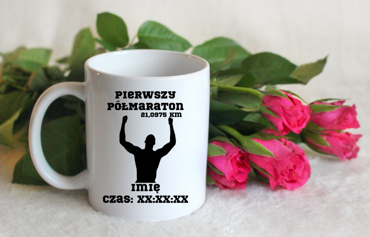 Kubek biały pamiątka po pierwszym półmaratonie + czas i imię – bieganie #9